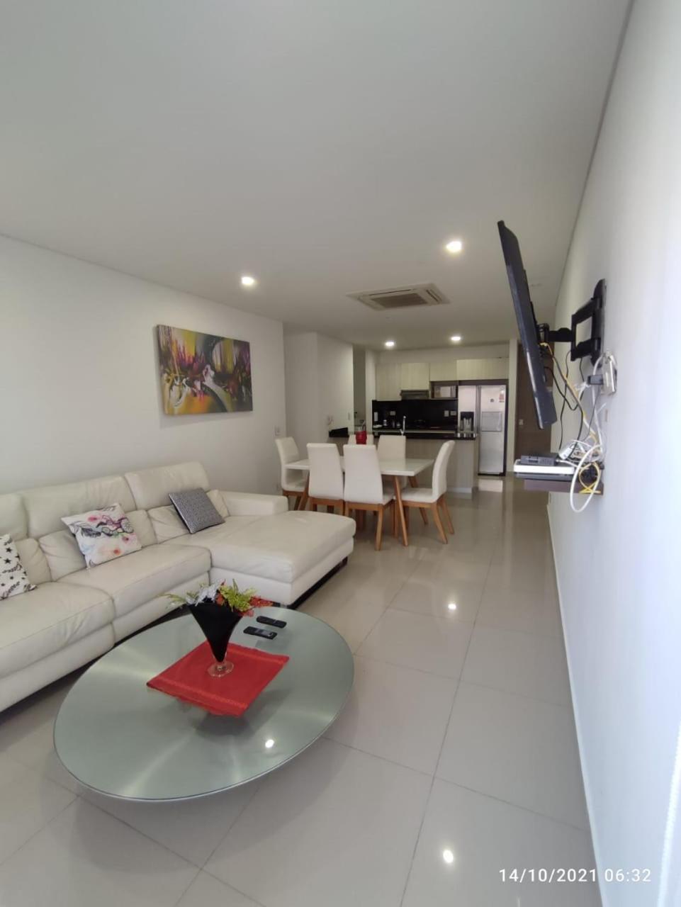 Luxury Infinitum Apartment Cartagena Luaran gambar